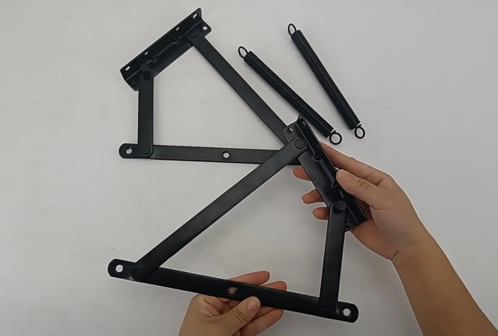 UM-H001 Functional furniture hardware black lift up spring sofa bed hinge - Image 4
