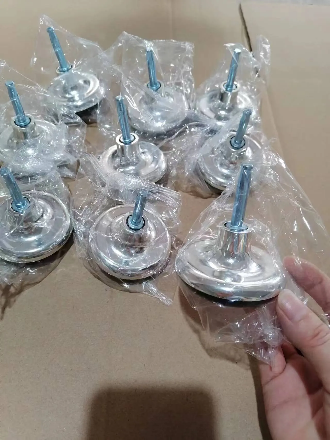 U016 - Mushroom type glides bed Legs with socket - Image 5